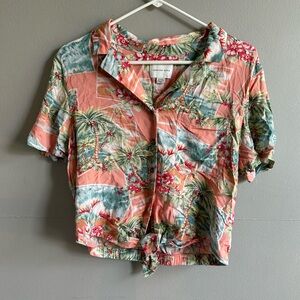 American Eagle Outfitters Tropical Print Button Down Crop Top w/ Tie in front